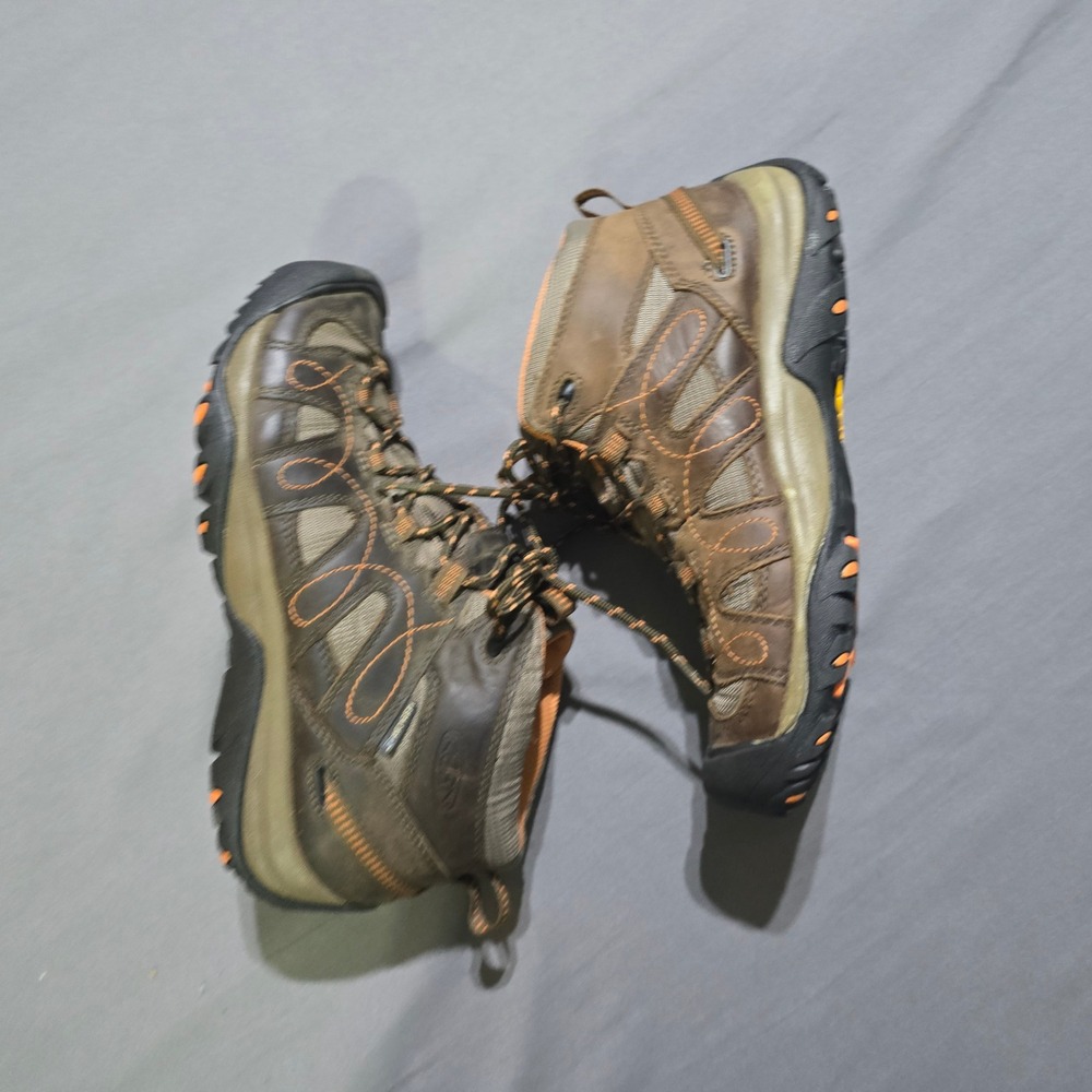KEEN Voyageur Mid Hiking Boots 8 Brown 52002-SBNT Waterproof Leather Trail Shoes